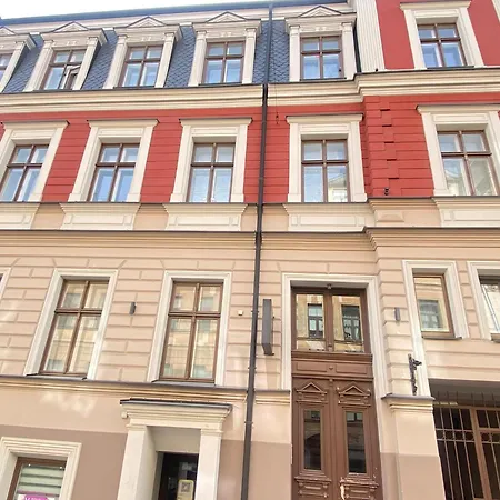 Cozy 2 In Quiet Center Апартаменты Рига