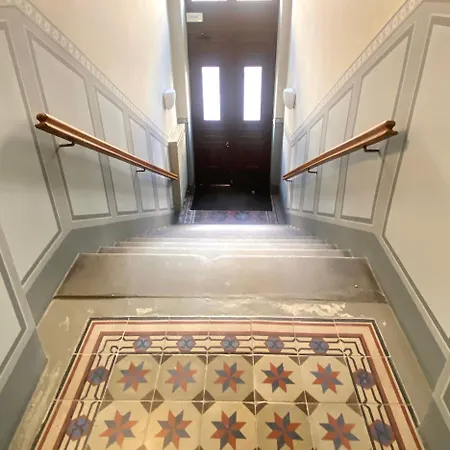 Cozy 2 In Quiet Center Apartment Riga